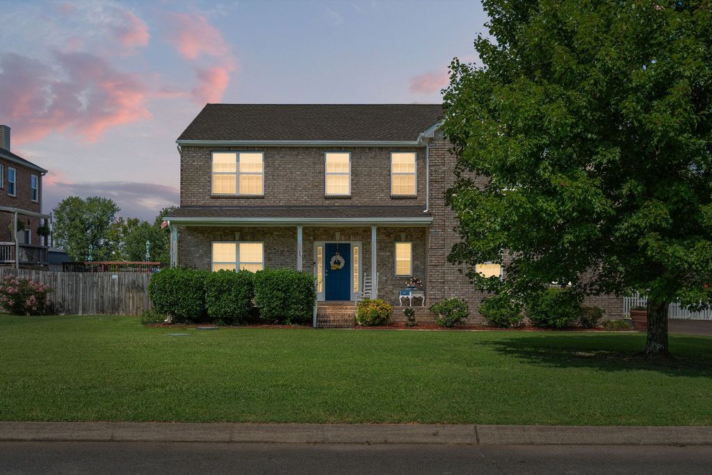 308 Brickle Dr, Murfreesboro, TN 37128
