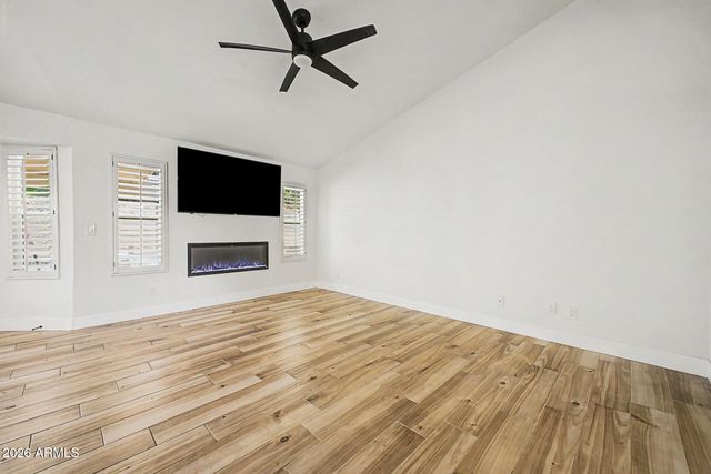 5526 E EVERGREEN Street, Mesa, AZ 85205