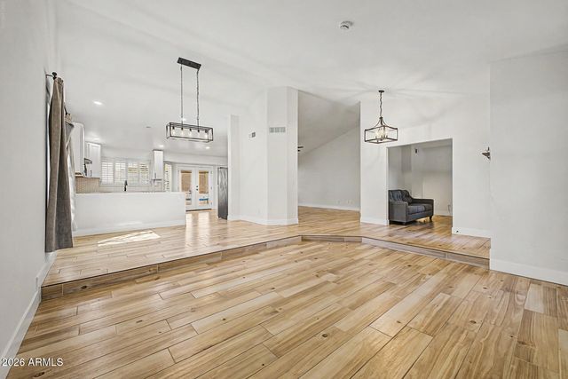 5526 E EVERGREEN Street, Mesa, AZ 85205