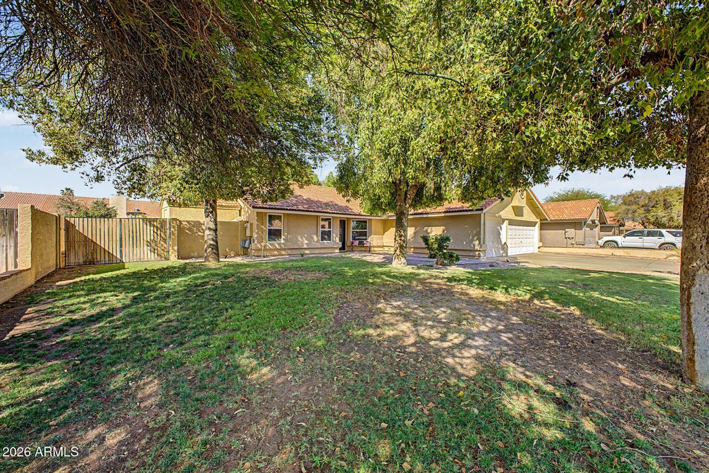 5526 E EVERGREEN Street, Mesa, AZ 85205 — photo 3