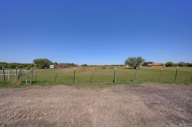 TBD CR 5718 E, Natalia, TX 78059