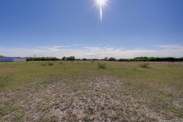TBD CR 5718 E, Natalia, TX 78059