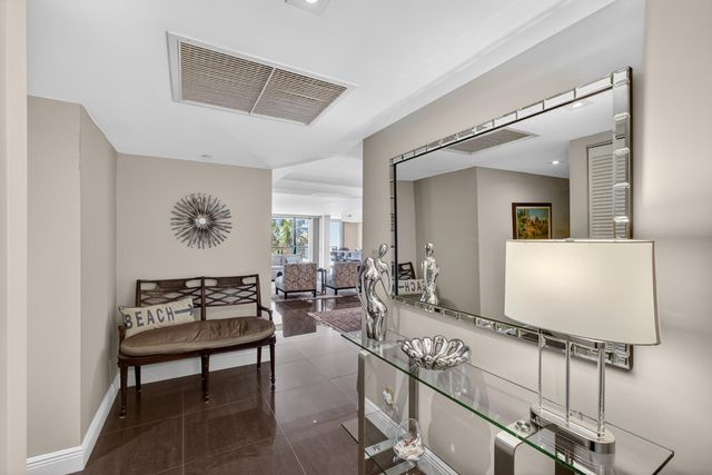 3440 S Ocean Boulevard S 401, Palm Beach, FL 33480