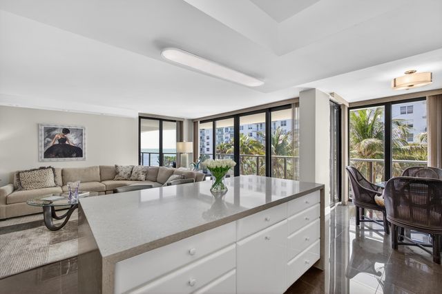 3440 S Ocean Boulevard S 401, Palm Beach, FL 33480