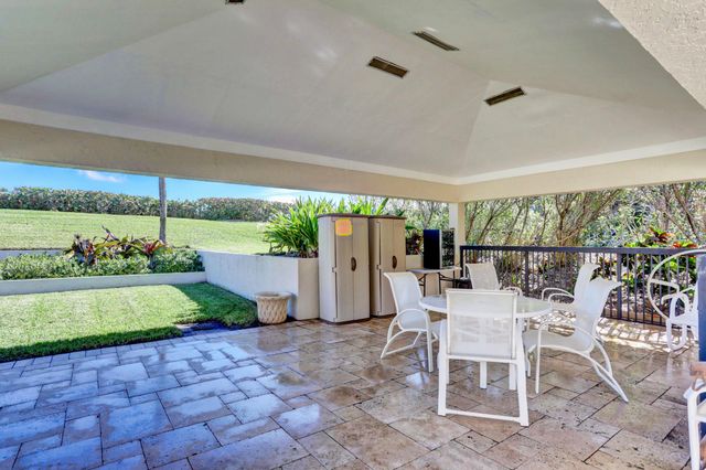 3440 S Ocean Boulevard S 401, Palm Beach, FL 33480