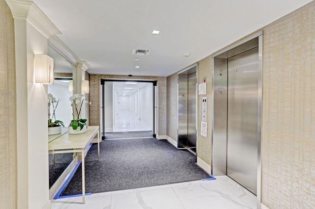 3440 S Ocean Boulevard S 401, Palm Beach, FL 33480