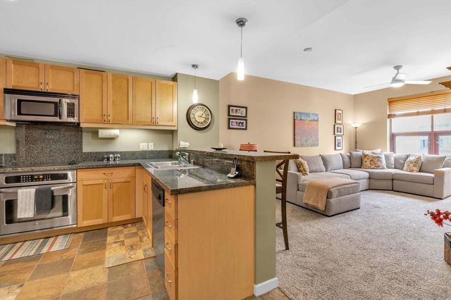 1150 J St 715, San Diego, CA 92101