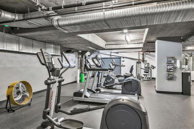 1150 J St 715, San Diego, CA 92101