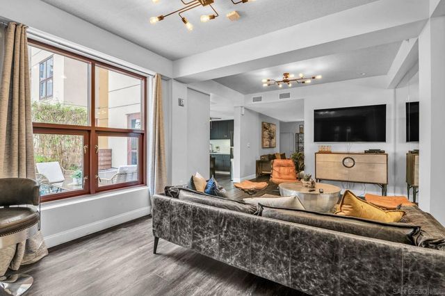 1150 J St 715, San Diego, CA 92101