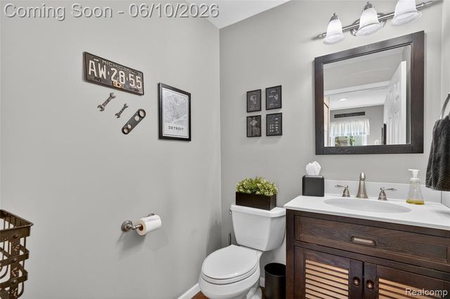 2004 Palmer Drive, Wixom, MI 48393