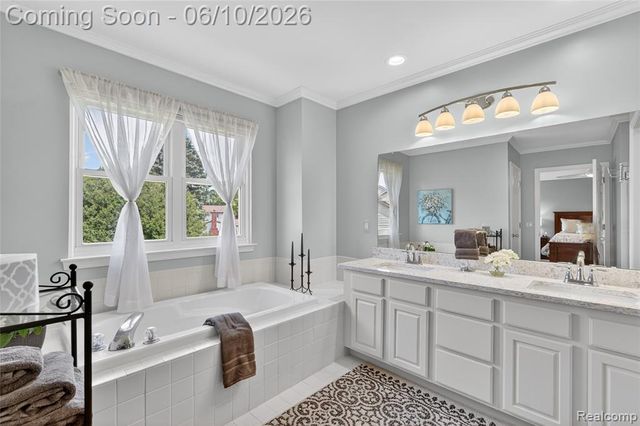 2004 Palmer Drive, Wixom, MI 48393