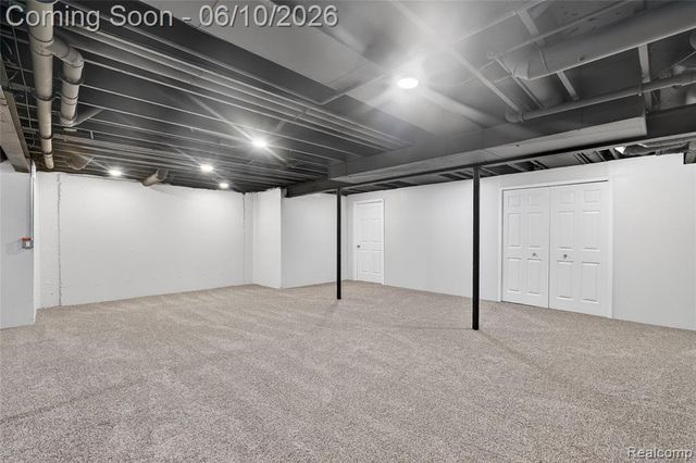 2004 Palmer Drive, Wixom, MI 48393