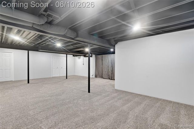2004 Palmer Drive, Wixom, MI 48393
