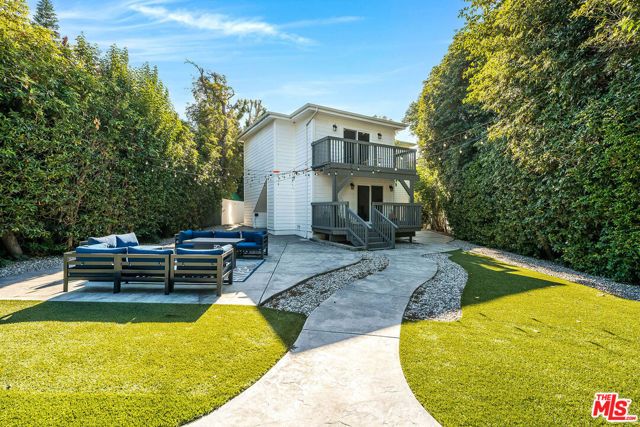 4222 Woodman Avenue, Los Angeles, CA 91423