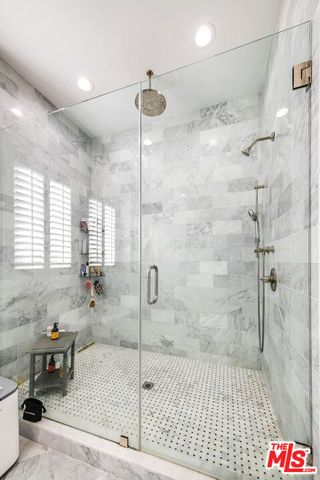 4222 Woodman Avenue, Los Angeles, CA 91423