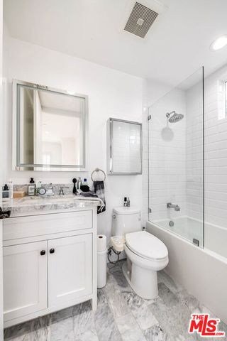 4222 Woodman Avenue, Los Angeles, CA 91423