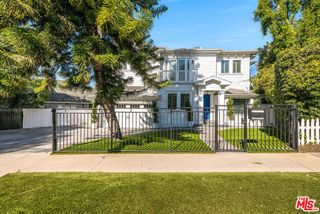 4222 Woodman Avenue, Los Angeles, CA 91423