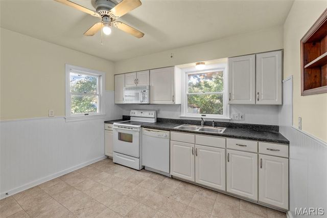 655 Florland Drive, Florissant, MO 63031