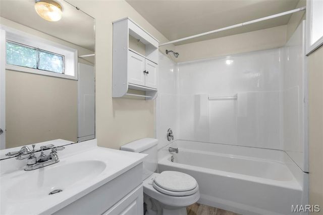 655 Florland Drive, Florissant, MO 63031