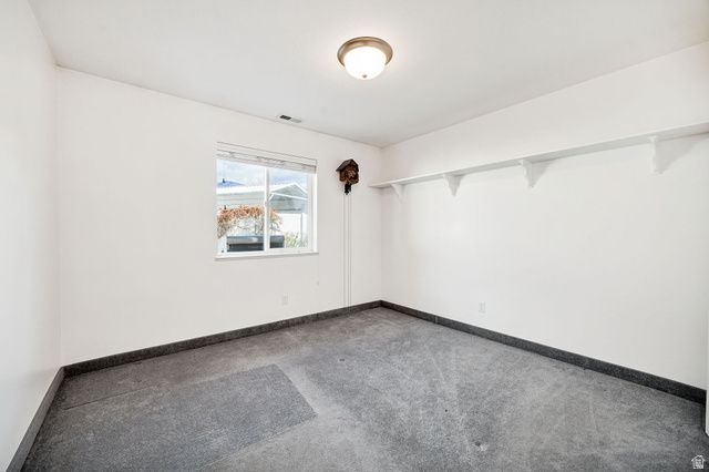 221 W 260 N, Hyde Park, UT 84318