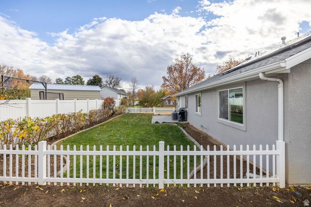 221 W 260 N, Hyde Park, UT 84318