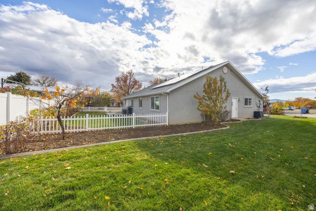 221 W 260 N, Hyde Park, UT 84318
