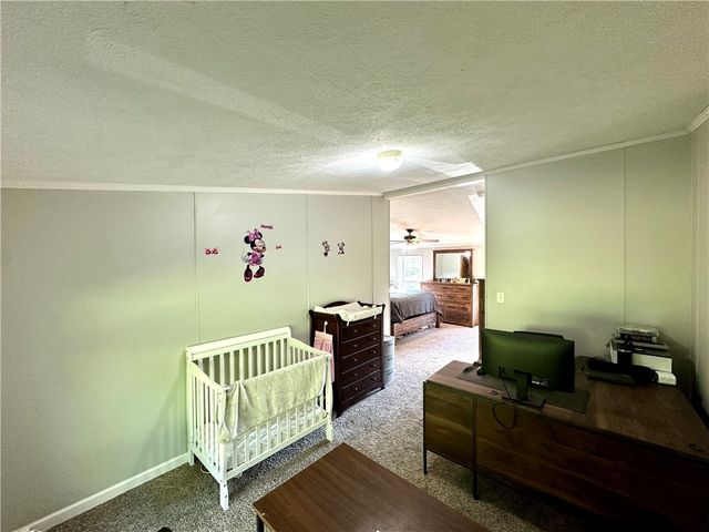 522 Gardner Stop Rd, Shenango Twp, PA 16101
