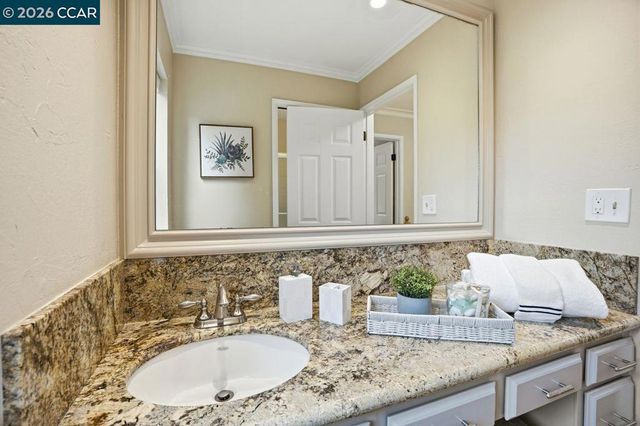 1903 1903 Via Ferrari, Lafayette, CA 94549