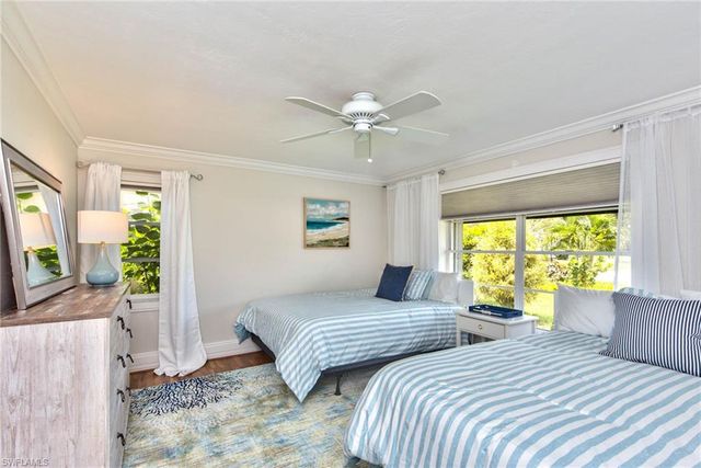 1614 Forest Lakes BLVD, Naples, FL 34105