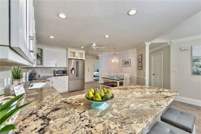 1614 Forest Lakes BLVD, Naples, FL 34105