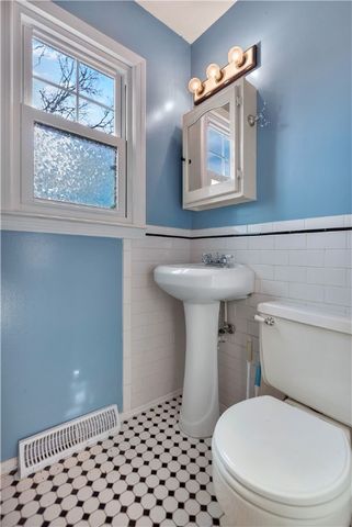 104 Forest Park Drive, Easley, SC 29642