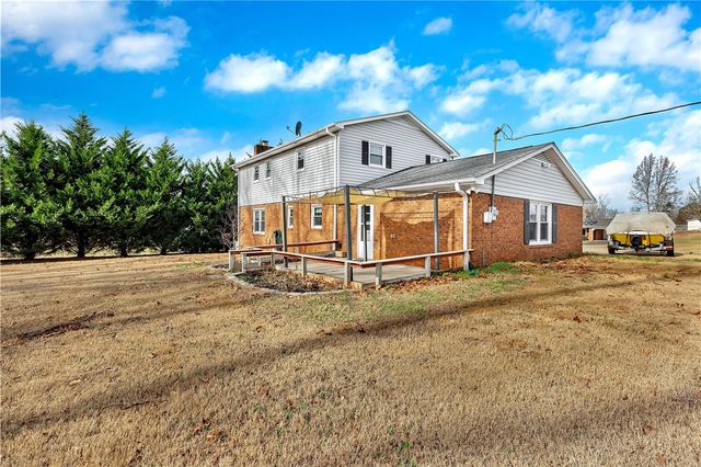 104 Forest Park Drive, Easley, SC 29642