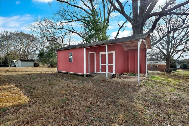 104 Forest Park Drive, Easley, SC 29642