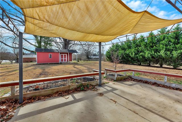 104 Forest Park Drive, Easley, SC 29642