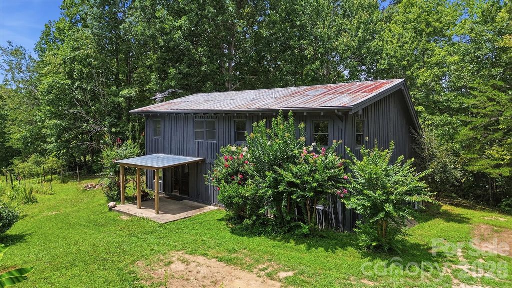 316-318 Cane Creek Mountain Road, Union Mills, NC 28167