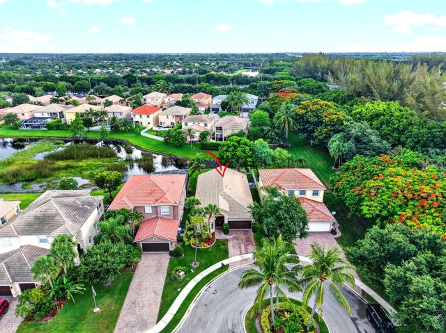 8049 Via Bolzano, Greenacres, FL 33467