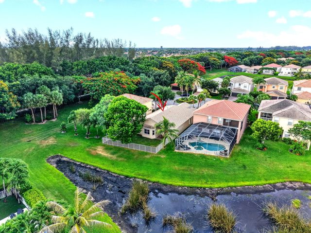 8049 Via Bolzano, Greenacres, FL 33467