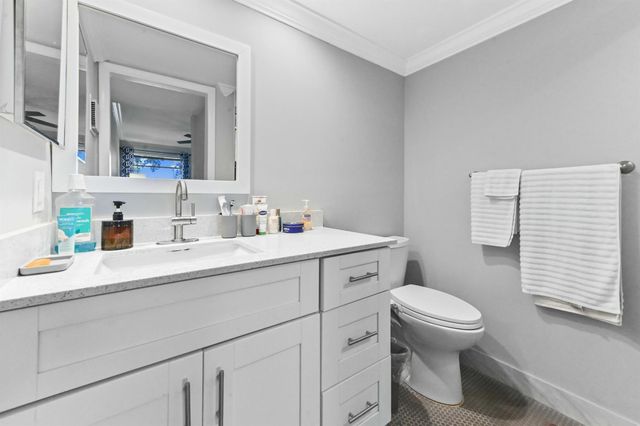 279 Normandy F, Delray Beach, FL 33484