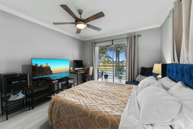 279 Normandy F, Delray Beach, FL 33484