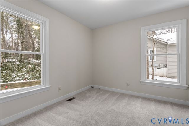 2501 Chimney House Ct, Midlothian, VA 23112