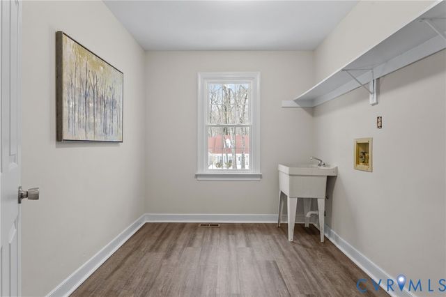 2501 Chimney House Ct, Midlothian, VA 23112