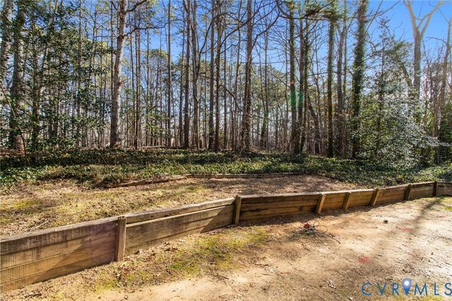 2501 Chimney House Ct, Midlothian, VA 23112