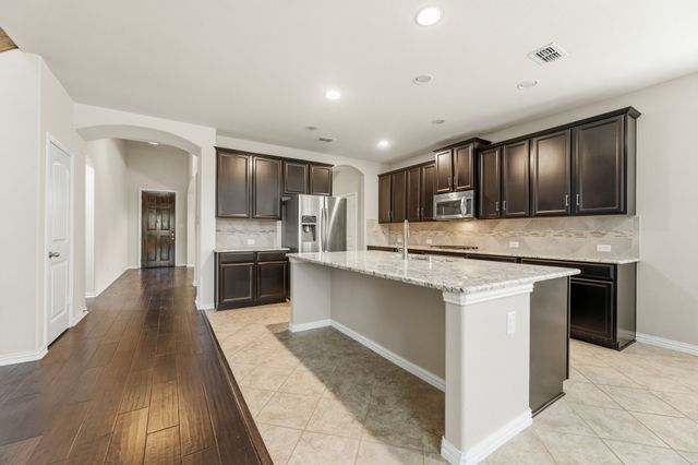 701 Park Place Lane, Mckinney, TX 75071