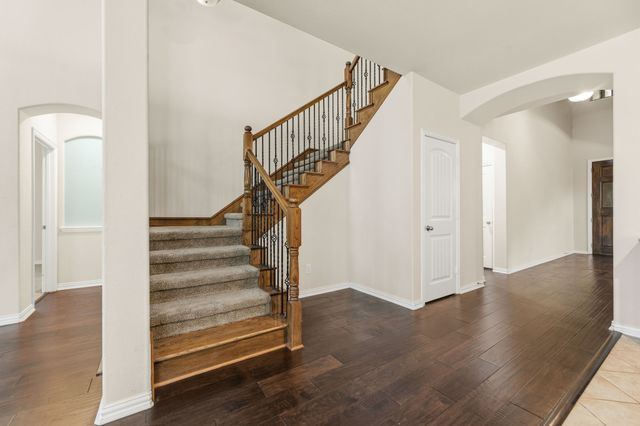 701 Park Place Lane, Mckinney, TX 75071