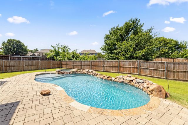 701 Park Place Lane, Mckinney, TX 75071