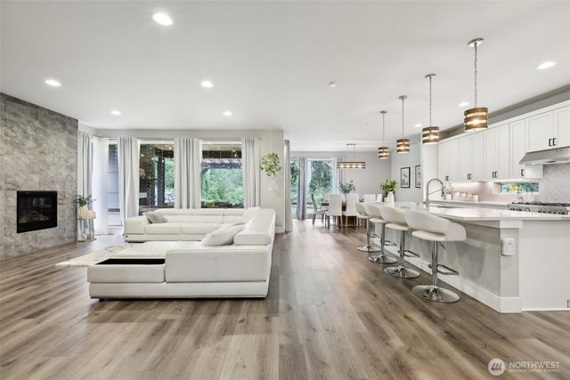 413 Newberg Road, Snohomish, WA 98290