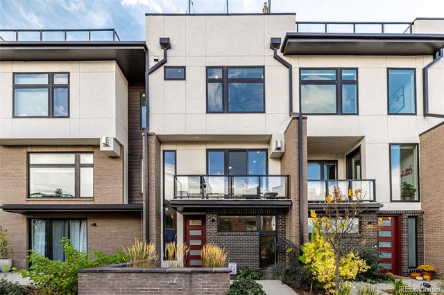 6820 E Lowry Boulevard, Denver, CO 80230