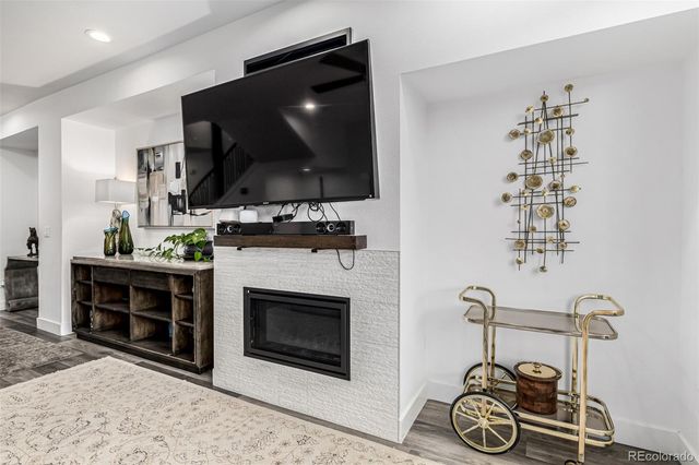 6820 E Lowry Boulevard, Denver, CO 80230