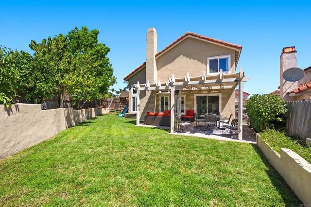 1702 Avenida Vista Labera, Oceanside, CA 92056