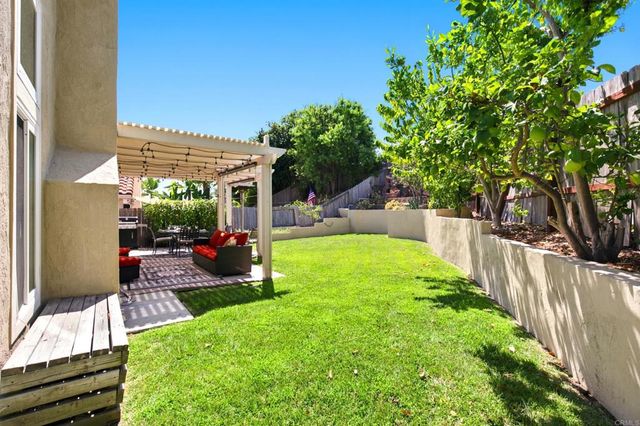 1702 Avenida Vista Labera, Oceanside, CA 92056